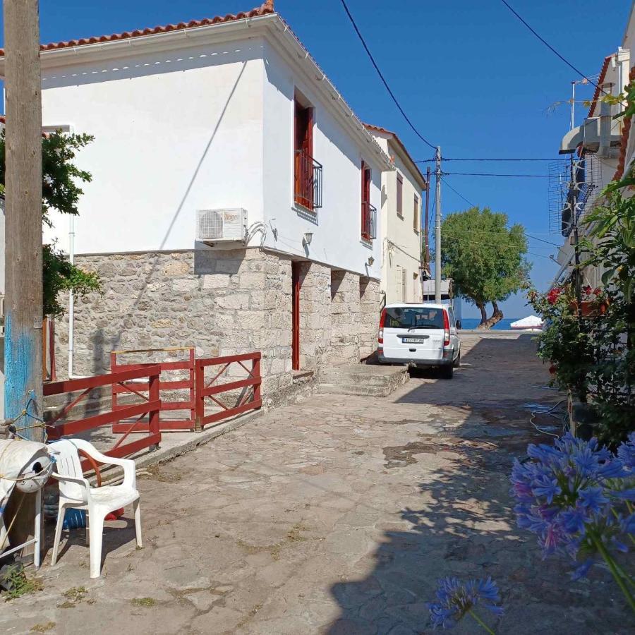 Agapis Apartments Petra  Exterior photo